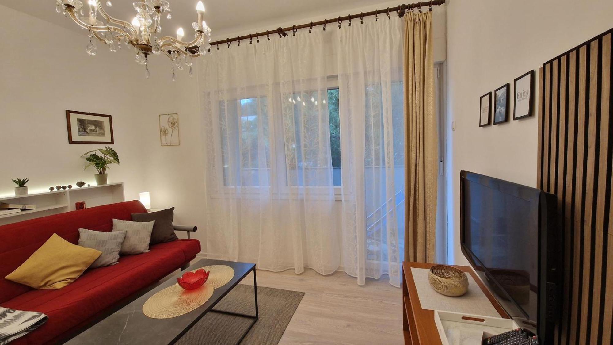 Apartment Godena *