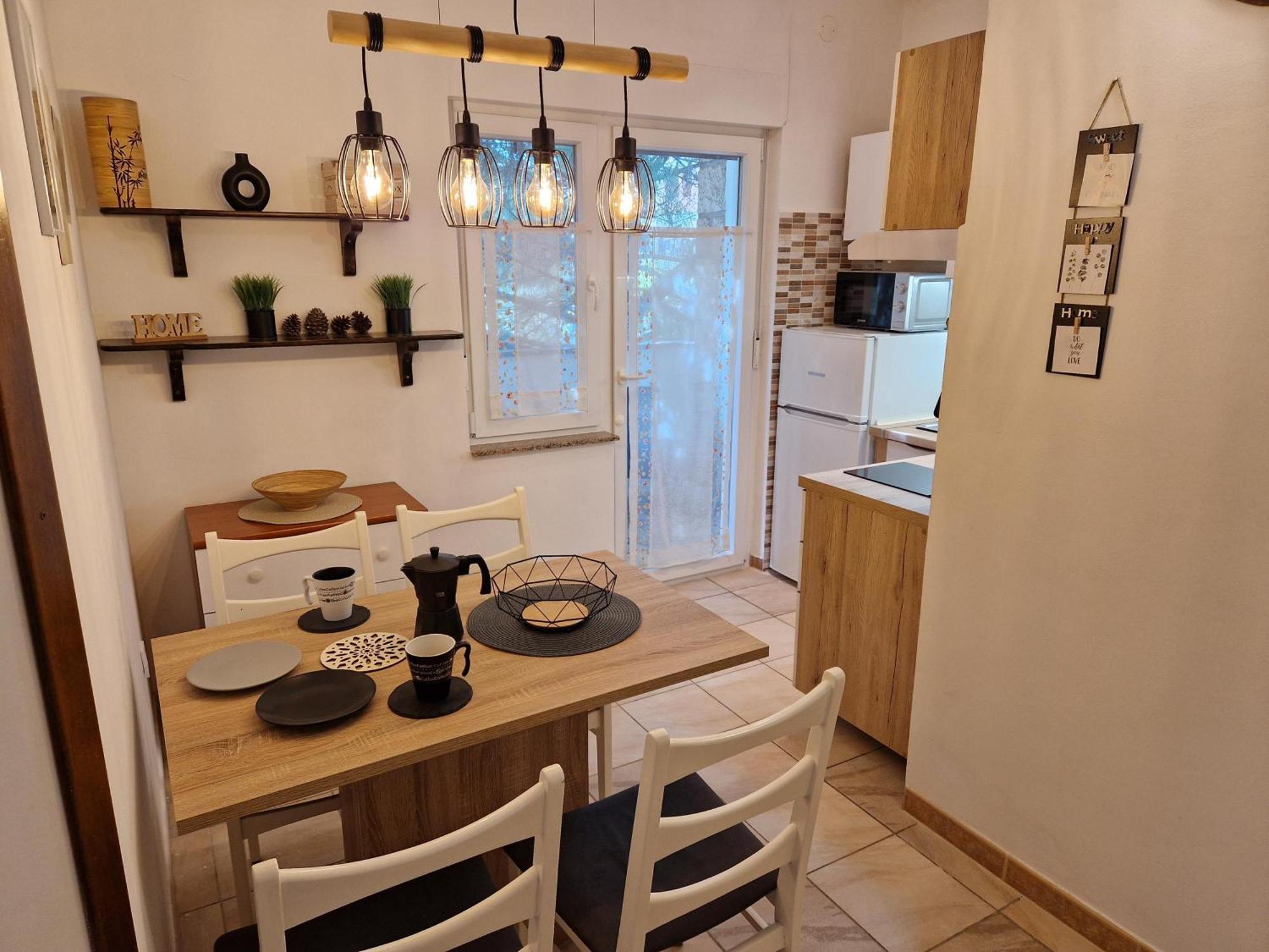 Apartment Godena *